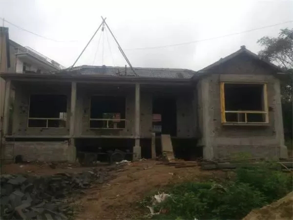 建房自訴：大叔15萬(wàn)建好一層自建房，簡(jiǎn)單舒適還省錢(qián)！