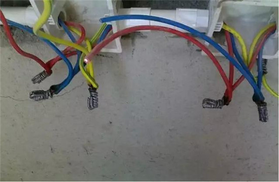 電路鋪設(shè)的幾個錯誤方法，我們教你來解決！
